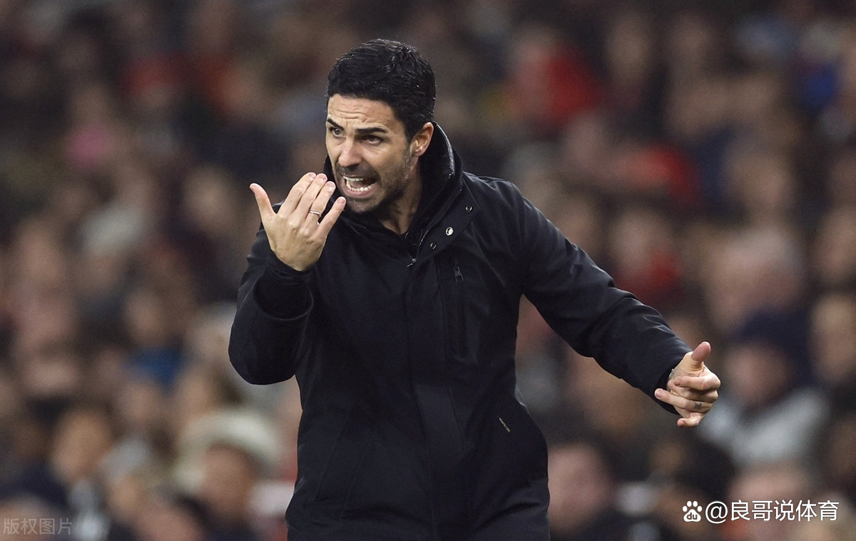 阿森纳遭遇连败，主帅面临压力