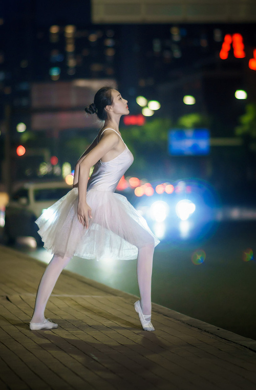 当蓝狮咆哮于马德里，C罗抢七封神夜与切尔西的冠军启示录